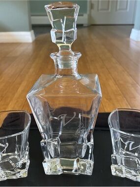 Vtg Bohemia Crystal Decanter/ 2 Glasses “Crack” Ice/Ice Cube Design- V Momogram